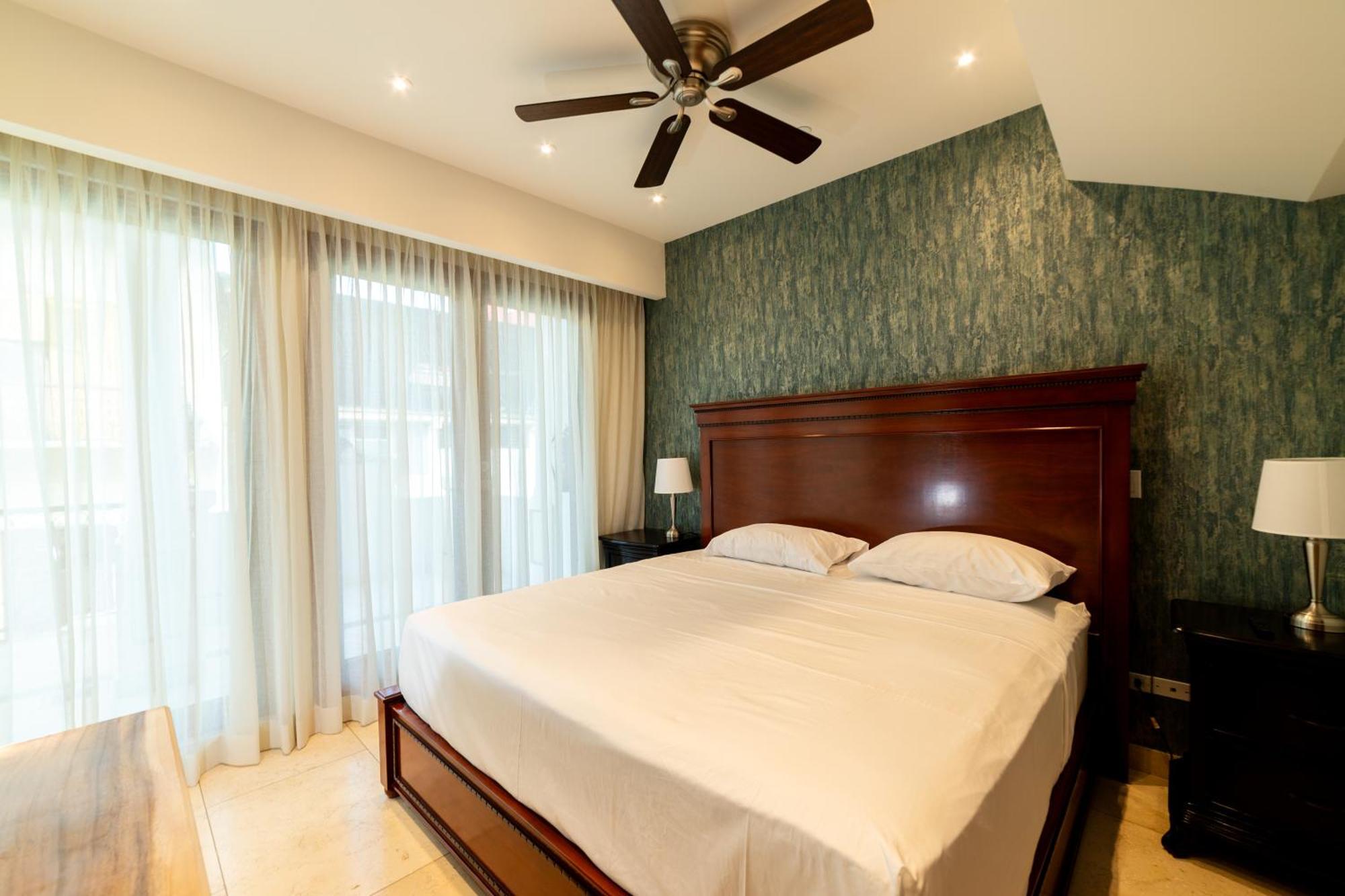 Hotel Plaza Herrera Panama-Stad Buitenkant foto